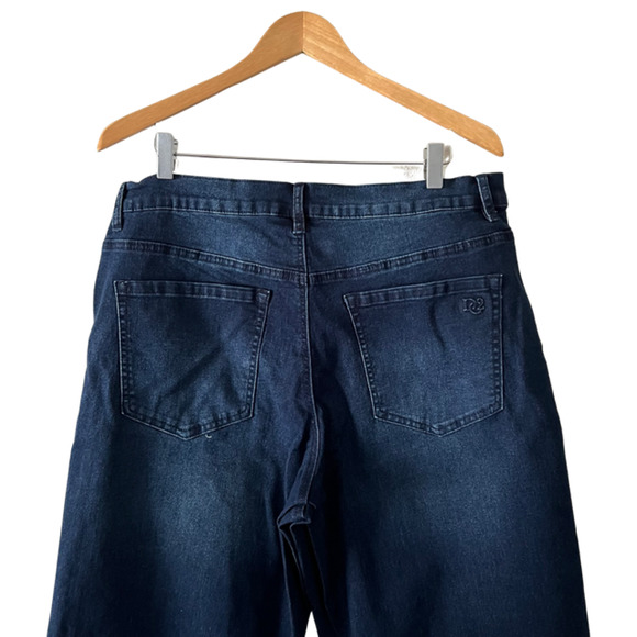 DG2 by Diane Gilman Wide Leg Crop Jeans Embroidered Frayed Hem Indigo - Picture 6 of 8